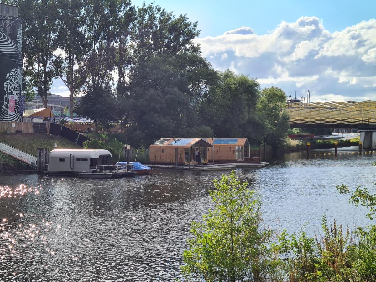 Wikkelboats @ Tramkade Den Bosch Villa Orthen Luaran gambar